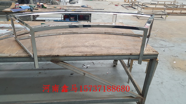 不忘初心珠寶展柜制作現(xiàn)場實(shí)圖.jpg 不忘初心珠寶展柜制作現(xiàn)場實(shí)圖.jpg